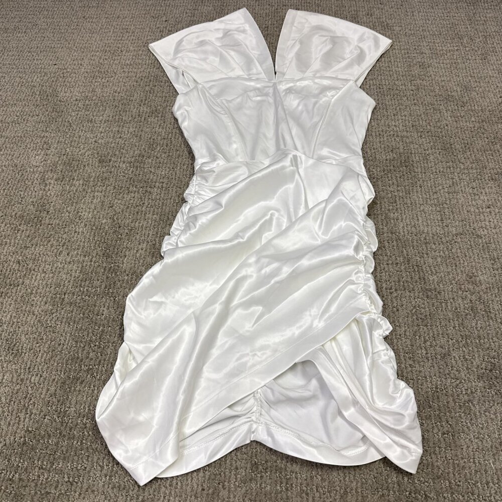 Leau Dress White Short Sleeve Women’s Size Large